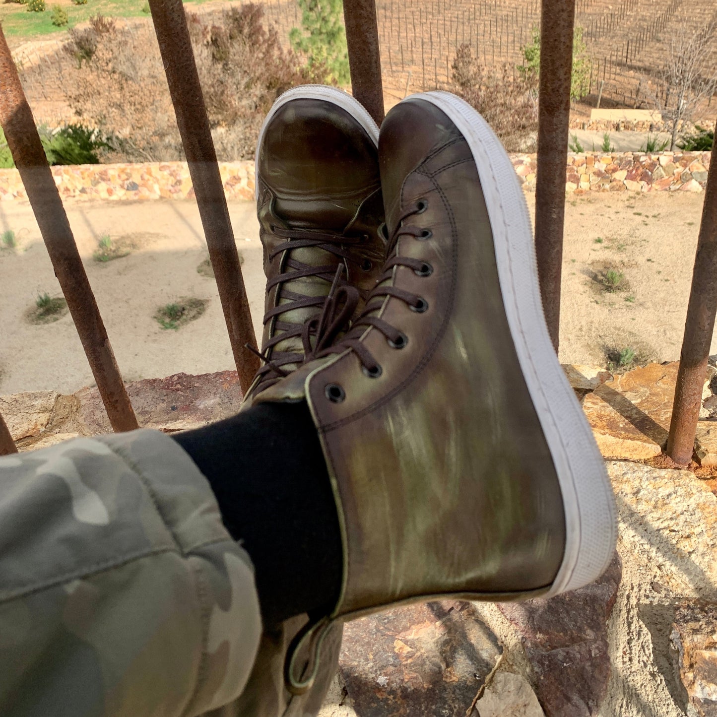 SALE. HIGH TOP SOMOKE olive sneakers